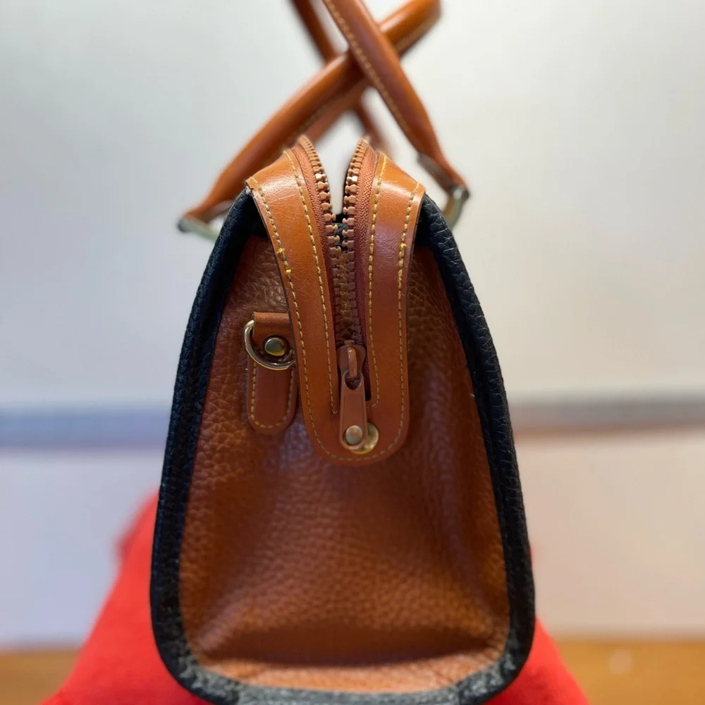 RARE Dooney & Bourke Tan Forest Green All Weather Leather Satchel Hand Bag Purse
